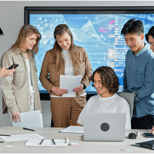 imgpsh_fullsize_anim (2)-min